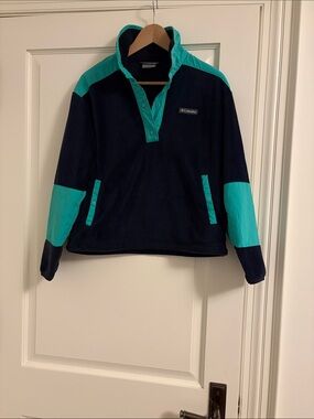Columbia Women’s Navy and Teal Zip-Style Fleece Pullover